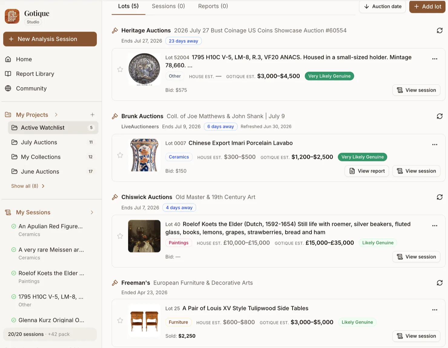 Ein Gotique-Projekt namens „Auctions to Watch“, das verfolgte Lose von mehreren verschiedenen Auktionshäusern nebeneinander auflistet — eine US-Münze, ein chinesisches Porzellan, ein niederländisches Alte-Meister-Gemälde und ein französisches Möbelstück — jeweils mit einer Echtheitseinschätzung und einer Wertspanne.